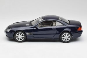 Mercedes SL 500 R230 Sininen Maisto 1:18 B66962126 Metalli — kuva 4 / 8