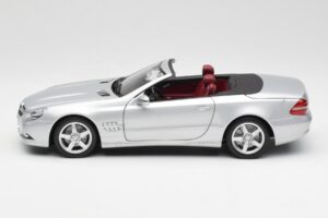 Mercedes SL 500 R230 Cabriolet Iridium Hopea Minichamps 1:18 B66962388 Metalli — kuva 4 / 8