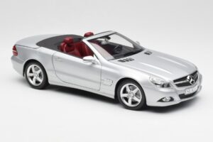Mercedes SL 500 R230 Cabriolet Iridium Hopea Minichamps 1:18 B66962388 Metalli — kuva 6 / 8