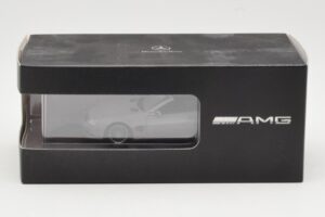 Mercedes SL 55 AMG R230 Hopea Minichamps 1:43 B66962347 Metalli — kuva 4 / 4