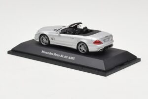 Mercedes SL 65 AMG R230 Hopea Minichamps 1:43 B66960601 Metalli — kuva 3 / 4