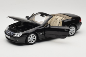 Mercedes SL R129 Musta Minichamps 1:18 B66962171 Metalli — kuva 2 / 11