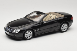 Mercedes SL R129 Musta Minichamps 1:18 B66962171 Metalli