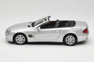 Mercedes SL R129 Hopea Minichamps 1:18 B66962133 Metalli — kuva 5 / 10