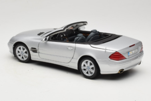 Mercedes SL R129 Hopea Minichamps 1:18 B66962133 Metalli — kuva 9 / 10