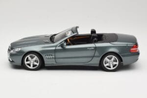 Mercedes SL R230 Amiant Green Minichamps 1:18 B66962389 Metalli — kuva 4 / 8