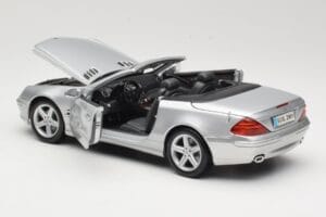 Mercedes SL R230 Hopea Maisto 1:18 B66962125 Metalli — kuva 5 / 8