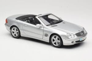 Mercedes SL R230 Hopea Maisto 1:18 B66962125 Metalli — kuva 6 / 8