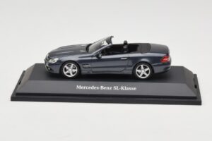 Mercedes SL R230 Tenorit Grey Metallic Minichamps 1:43 B66962392 Metalli