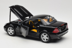 Mercedes SLK R170 230 AMG Musta Minichamps 1:18 B66960004 Metalli — kuva 6 / 9