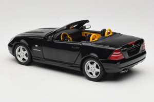 Mercedes SLK R170 230 AMG Musta Minichamps 1:18 B66960004 Metalli — kuva 8 / 9