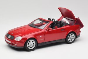 Mercedes SLK 230 R170 Punainen Maisto 1:18 56023 Metalli — kuva 2 / 9