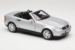 Mercedes SLK R170 Brilliant Silver Norev 1:18 183020 Metalli — kuva 7 / 9