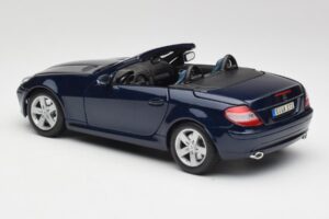 Mercedes SLK R171 Sininen Maisto 1:18 B66962190 Metalli — kuva 7 / 8