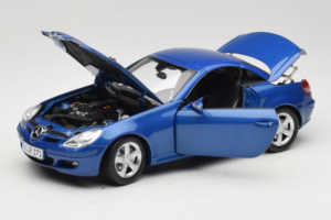 Mercedes SLK R171 Blue Metallic Minichamps 1:18 100033131 Metalli — kuva 3 / 11