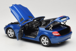 Mercedes SLK R171 Blue Metallic Minichamps 1:18 100033131 Metalli — kuva 7 / 11