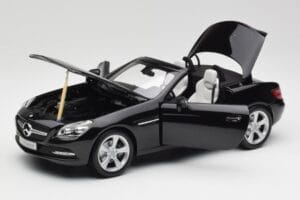 Mercedes SLK R172 Magnetite Musta Minichamps 1:18 B66960514 Metalli — kuva 2 / 8