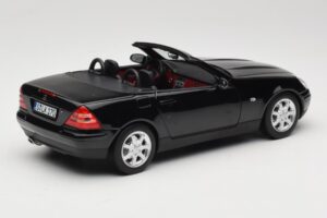 Mercedes SLK200 R170 Musta Norev 1:18 B66040714 Metalli — kuva 4 / 9