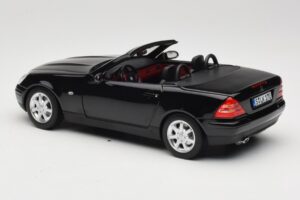 Mercedes SLK200 R170 Musta Norev 1:18 B66040714 Metalli — kuva 8 / 9
