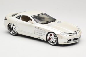 Mercedes SLR McLaren C199 Valkoinen Maisto 1:18 31068 Metalli — kuva 6 / 8
