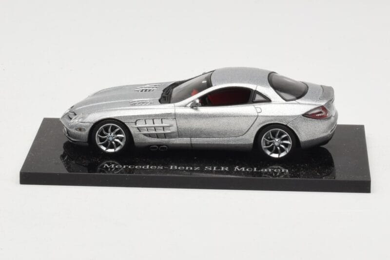 Mercedes SLR McLaren Crystal Silver Minichamps 1:43 B66961974 Metalli