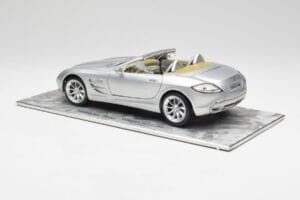 Mercedes SLR Vision Roadster Liquid Hopea Maisto 1:18 B66963208 Metalli — kuva 7 / 8