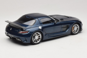 Mercedes SLS AMG Black Series Daytona Blue Metallic Minichamps 1:18 110033026 Metalli — kuva 3 / 8