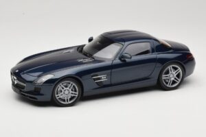 Mercedes SLS AMG C197 Blue Metallic Minichamps 1:18 100039021 Metalli