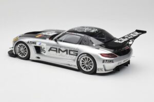 Mercedes AMG SLS C197 GT3 Team AMG China #96 M. Hakkinen / C. Cheng Zhuhai 6th 2011 Minichamps 1:18 151113196 Metalli — kuva 5 / 6