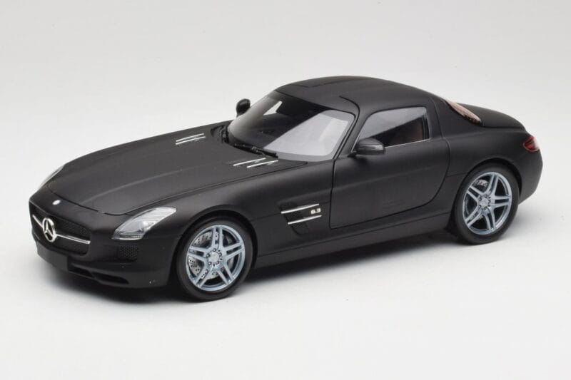 Mercedes SLS AMG C197 Matte Black Minichamps 1:18 100039027 Metalli