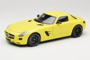 Mercedes SLS AMG C197 Keltainen Minichamps 1:18 100039022 Metalli