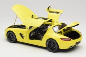 Mercedes SLS AMG C197 Keltainen Minichamps 1:18 100039022 Metalli — kuva 5 / 8