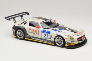 Mercedes SLS AMG GT3 #21 Rowe Racing M. Zehe / M. Hartung ADAC 24h Nurburgring 2012 Minichamps 1:18 151123121 Metalli — kuva 4 / 6