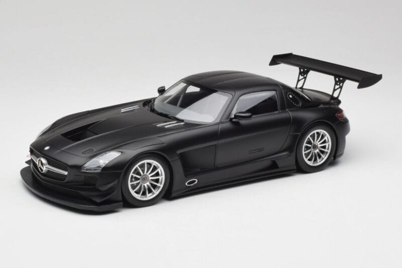 Mercedes SLS AMG GT3 C197 Street Matta Musta Minichamps 1:18 151113101 Metalli