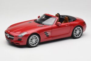 Mercedes SLS AMG R197 Roadster Le Mans Punainen Minichamps 1:18 100039030 Metalli
