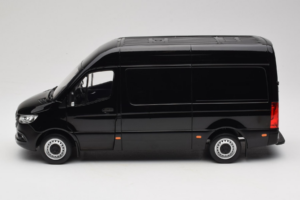 Mercedes Sprinter Musta Norev 1:18 183041 Metalli — kuva 4 / 8