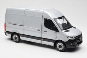 Mercedes Sprinter W907 Hopea Norev 1:18 183424 Metalli — kuva 6 / 8