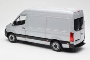 Mercedes Sprinter W907 Hopea Norev 1:18 183424 Metalli — kuva 7 / 8