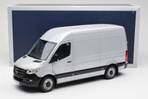 Mercedes Sprinter W907 Hopea Norev 1:18 183424 Metalli — kuva 8 / 8