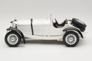 Mercedes SSK Valkoinen Bburago 1:18 3009-P3 Metalli — kuva 3 / 6