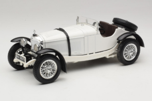 Mercedes SSK Valkoinen Bburago 1:18 3009-P3 Metalli