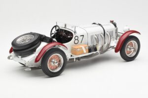 Mercedes SSKL R. Caracciola / W. Sebastian Mille Miglia Winner 1931 CMC 1:18 M-055 Metalli — kuva 2 / 6