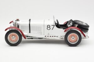 Mercedes SSKL R. Caracciola / W. Sebastian Mille Miglia Winner 1931 CMC 1:18 M-055 Metalli — kuva 3 / 6