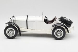 Mercedes SSKL Valkoinen Bburago 1:18 3002 Metalli — kuva 4 / 8