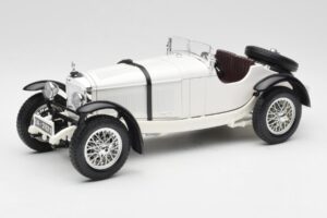 Mercedes SSKL Valkoinen Bburago 1:18 3002 Metalli