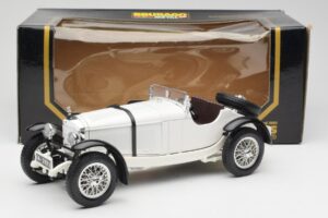 Mercedes SSKL Valkoinen Bburago 1:18 3002 Metalli — kuva 8 / 8
