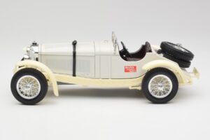Mercedes SSKL Valkoinen & Kerma Bburago 1:18 3002-M1 Metalli — kuva 3 / 6