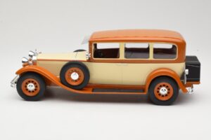 Mercedes Type Nurburg W08 460/460K Beige MCG 1:18 MCG18034 Metalli — kuva 3 / 6