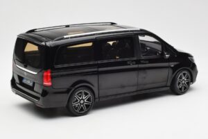 Mercedes V-Class W447 AMG Line Musta Norev 1:18 183860 Metalli — kuva 3 / 6