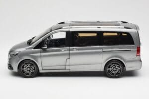 Mercedes V-Class W447 AMG Line Harmaa Metallic Norev 1:18 183488 Metalli — kuva 5 / 9